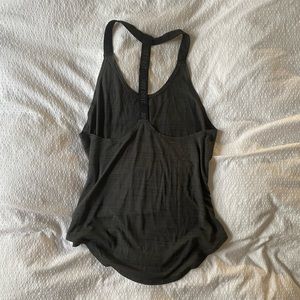 NIKE WORKOUT TANK